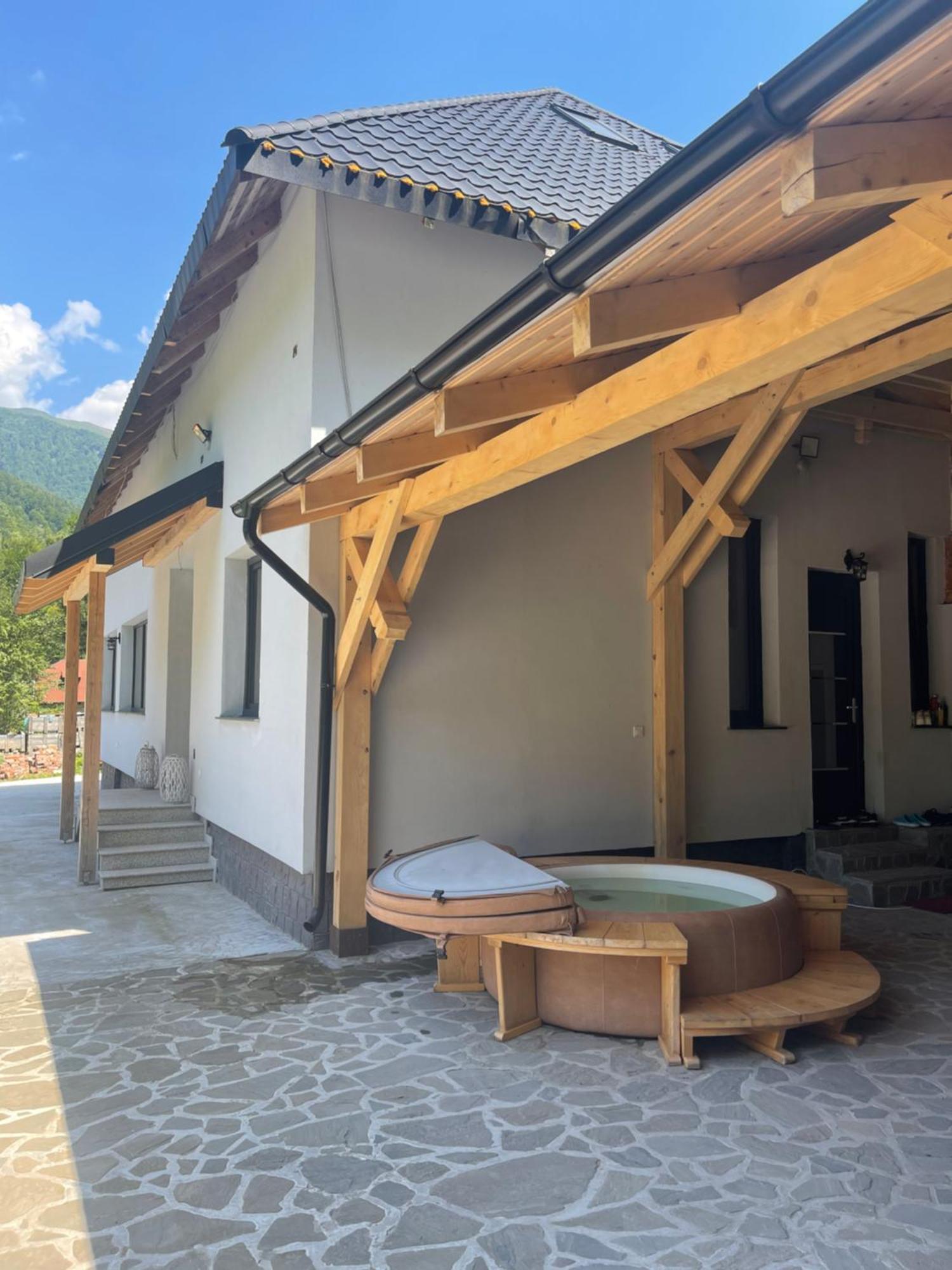 Casa Tudor Padis Exterior photo